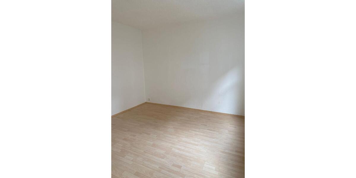 Hochparterre Papendorf - 2 Zimmer, 50 m&sup2;, 555&euro; | Angebot:25854075