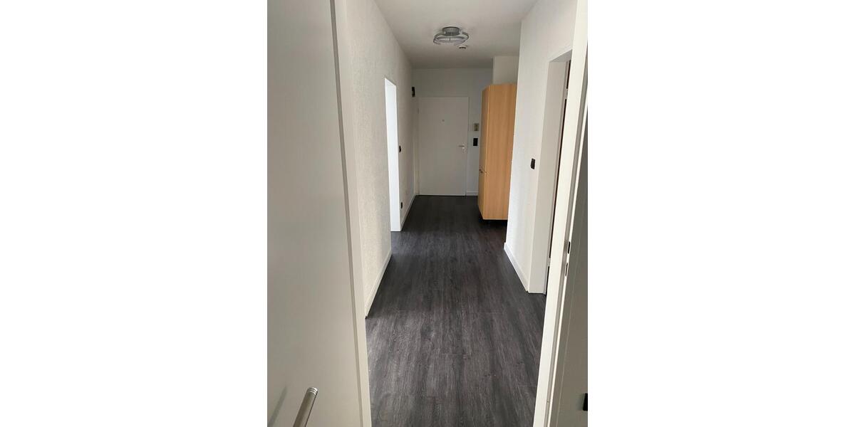 Etagenwohnung Regensburg Galgenberg - 3 Zimmer, 82 m&sup2;, 1.350&euro; | Angebot:25893705