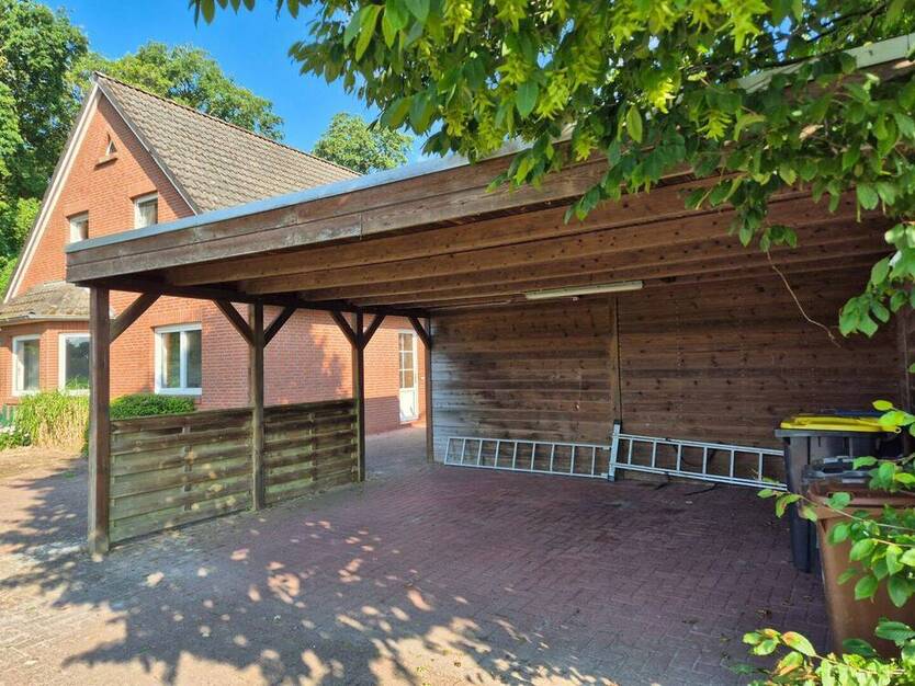 Attraktives Einfamilienhaus in ruhiger Lage mit großem Garten