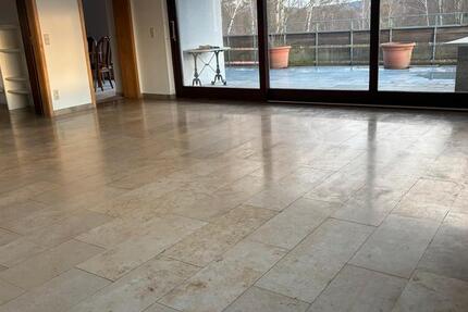 Haus Marktredwitz - 10 Zimmer, 281 m&sup2;, 1.500&euro; | Angebot:25873678