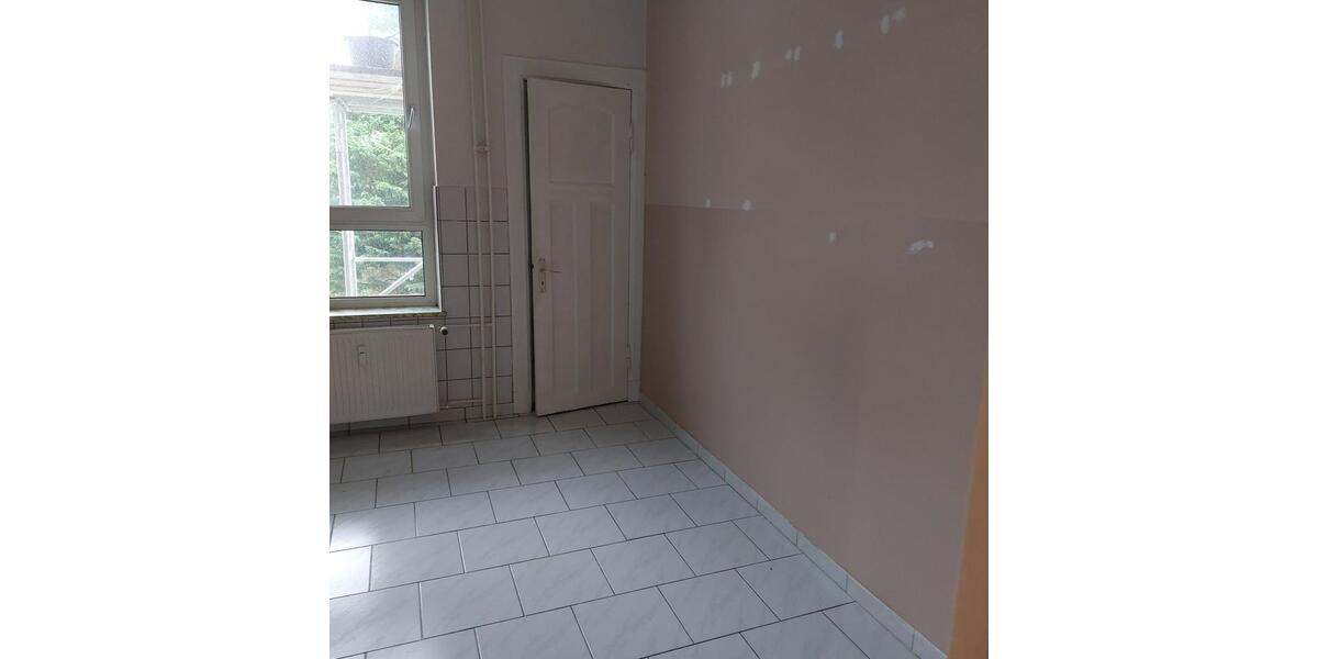 Etagenwohnung Flensburg Fruerlund - 4 Zimmer, 101 m&sup2;, 905&euro; | Angebot:23750426
