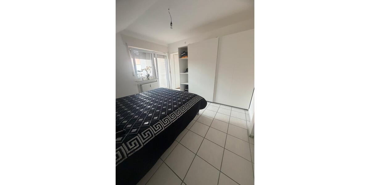 Dachgeschoßwohnung Hemsbach - 3 Zimmer, 78 m&sup2;, 930&euro; | Angebot:24755075
