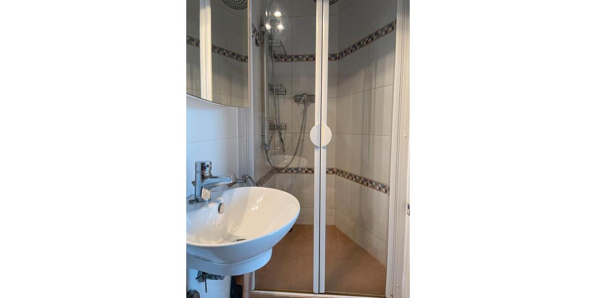 Dachgeschoßwohnung Remscheid Reinshagen - 5 Zimmer, 120 m&sup2;, 1.600&euro; | Angebot:25231588