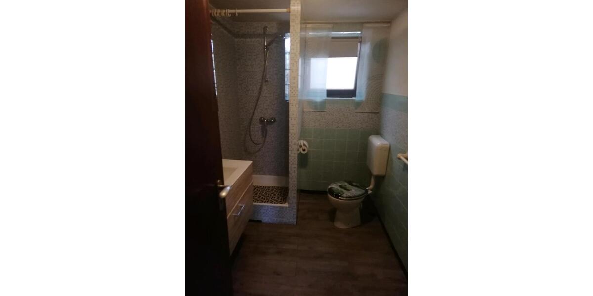 Etagenwohnung Neukirchen bei Heiligen Blut - 1 Zimmer, 35 m&sup2;, 250&euro; | Angebot:26034253