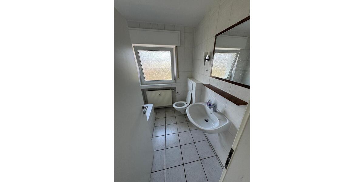 Etagenwohnung Sankt Augustin - 1 Zimmer, 20 m&sup2;, 590&euro; | Angebot:25852190