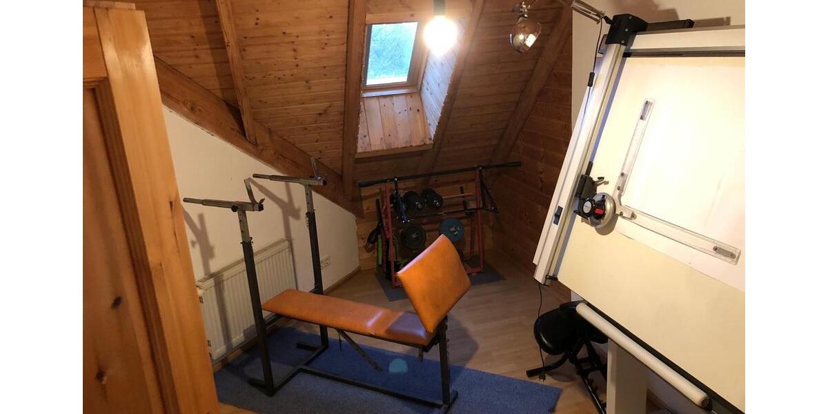 Dachgeschoßwohnung Möhnesee - 3 Zimmer, 80 m&sup2;, 800&euro; | Angebot:26549853