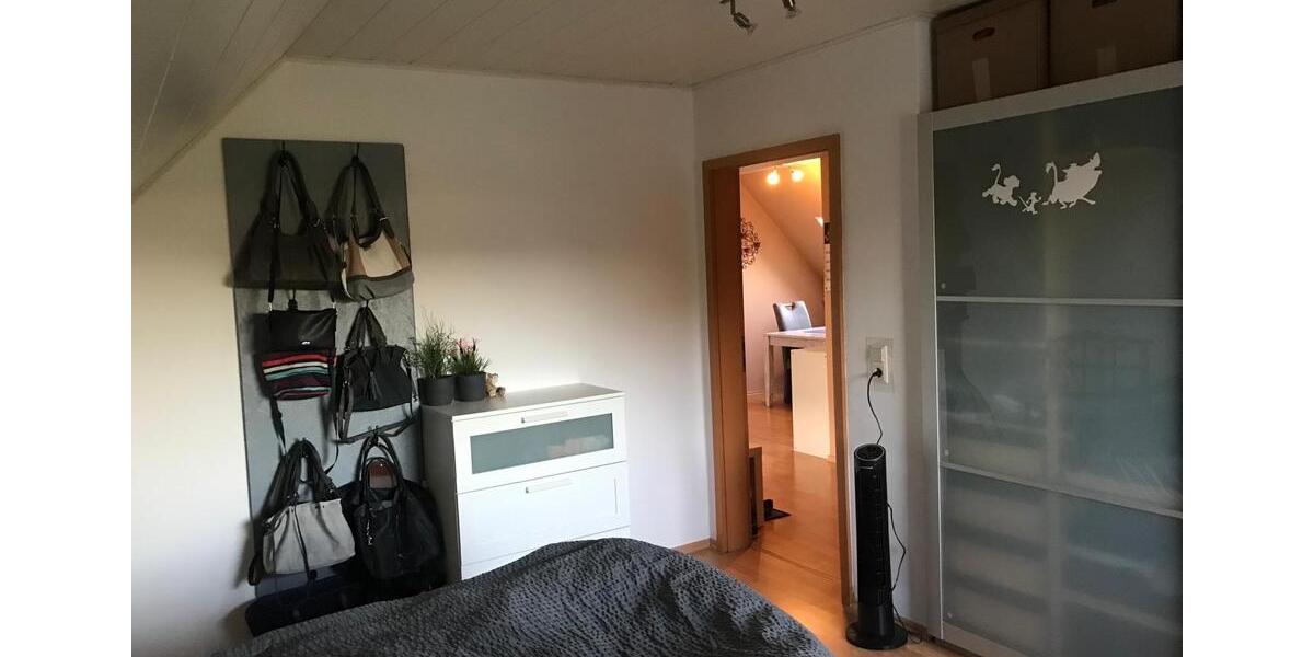 Dachgeschoßwohnung Oyten - 3 Zimmer, 84 m&sup2;, 1.100&euro; | Angebot:25989962