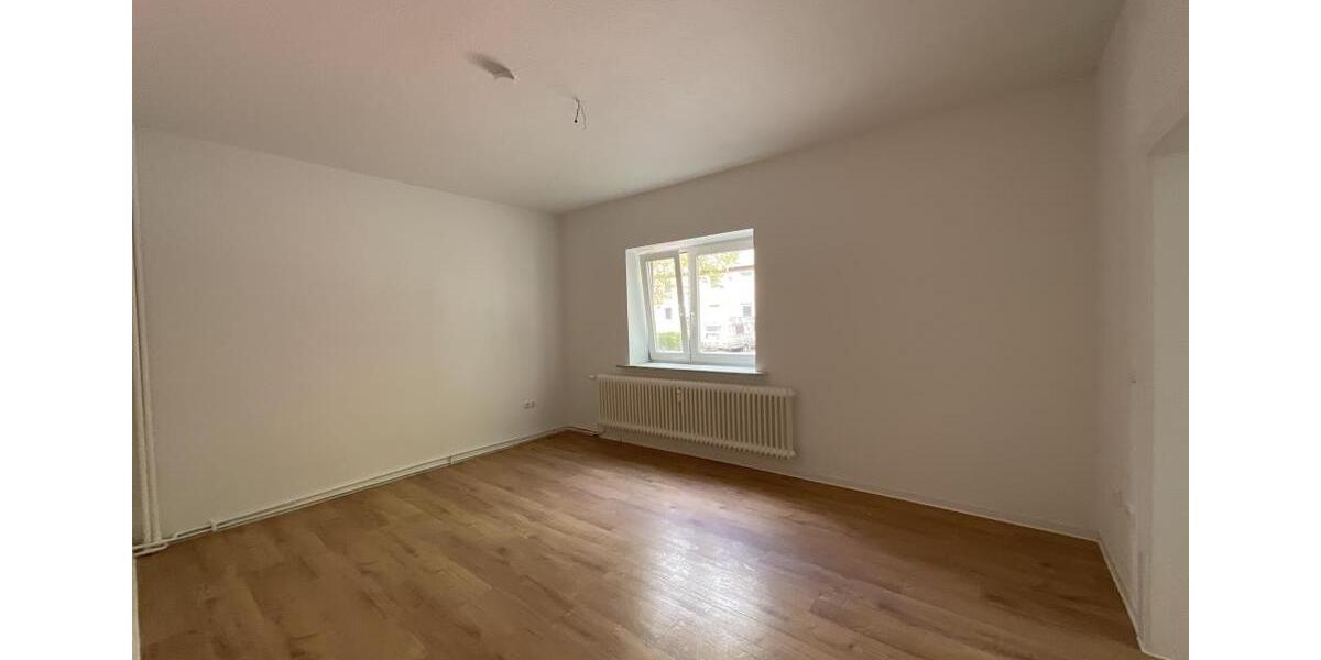 Etagenwohnung Wilhelmshaven - 3 Zimmer, 63 m&sup2;, 449&euro; | Angebot:26639304