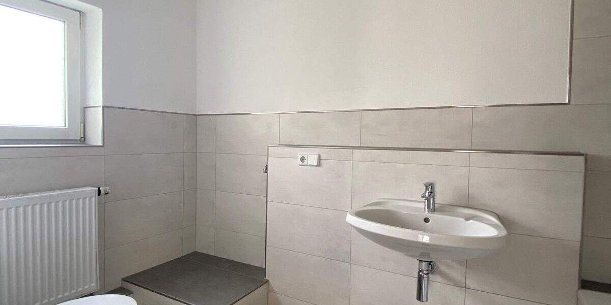 Etagenwohnung Magdeburg Cracau - 3 Zimmer, 75 m&sup2;, 960&euro; | Angebot:25689621