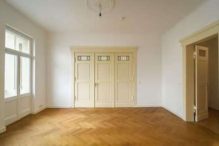 Wohnung Halle (Saale) Paulusviertel - 5 Zimmer, 150 m&sup2;, 1.350&euro; | Angebot:26494023