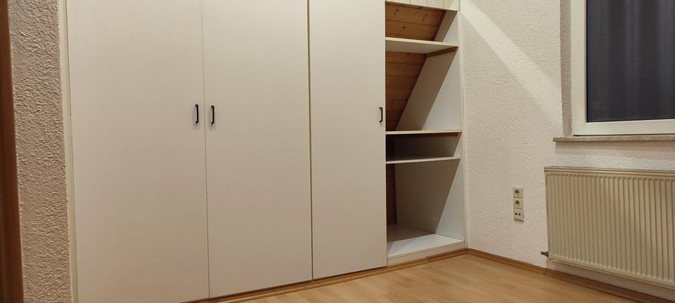 Dachgeschoßwohnung Villingen-Schwenningen Schwenningen - 2 Zimmer, 45 m&sup2;, 600&euro; | Angebot:25632672