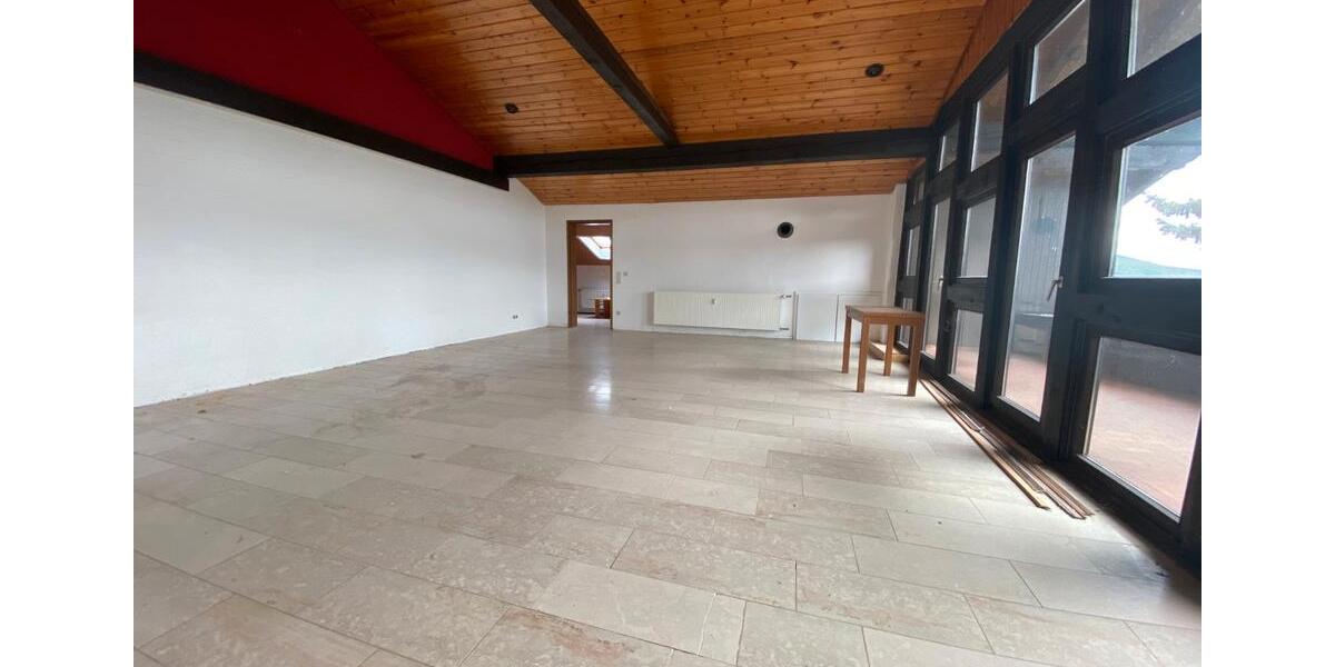 Etagenwohnung Bad Zwesten - 3 Zimmer, 102 m&sup2;, 520&euro; | Angebot:26619525