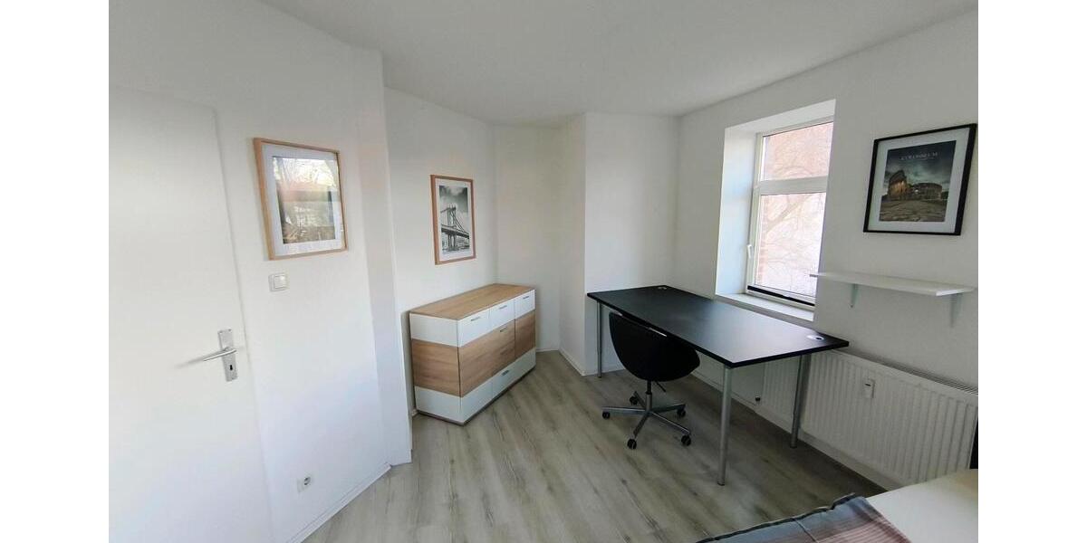 Coburg : Zentrales ,helles und möbliertes Zimmer in Studenten-WG 1 zimmer