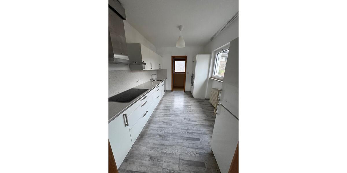 Etagenwohnung Weilburg - 5 Zimmer, 155 m&sup2;, 1.600&euro; | Angebot:26551690