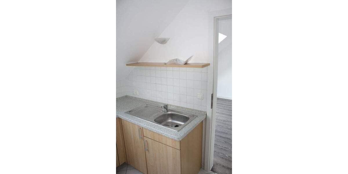 Etagenwohnung Bad Soden - 3 Zimmer, 100 m&sup2;, 1.390&euro; | Angebot:24820375