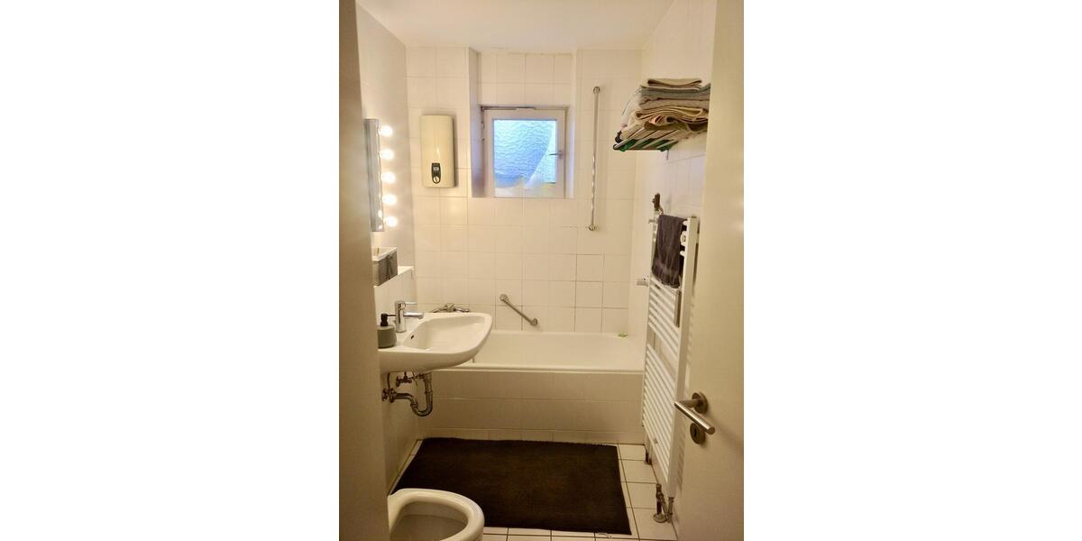 Etagenwohnung Augsburg Bergheim - 3 Zimmer, 96 m&sup2;, 1.600&euro; | Angebot:26276523