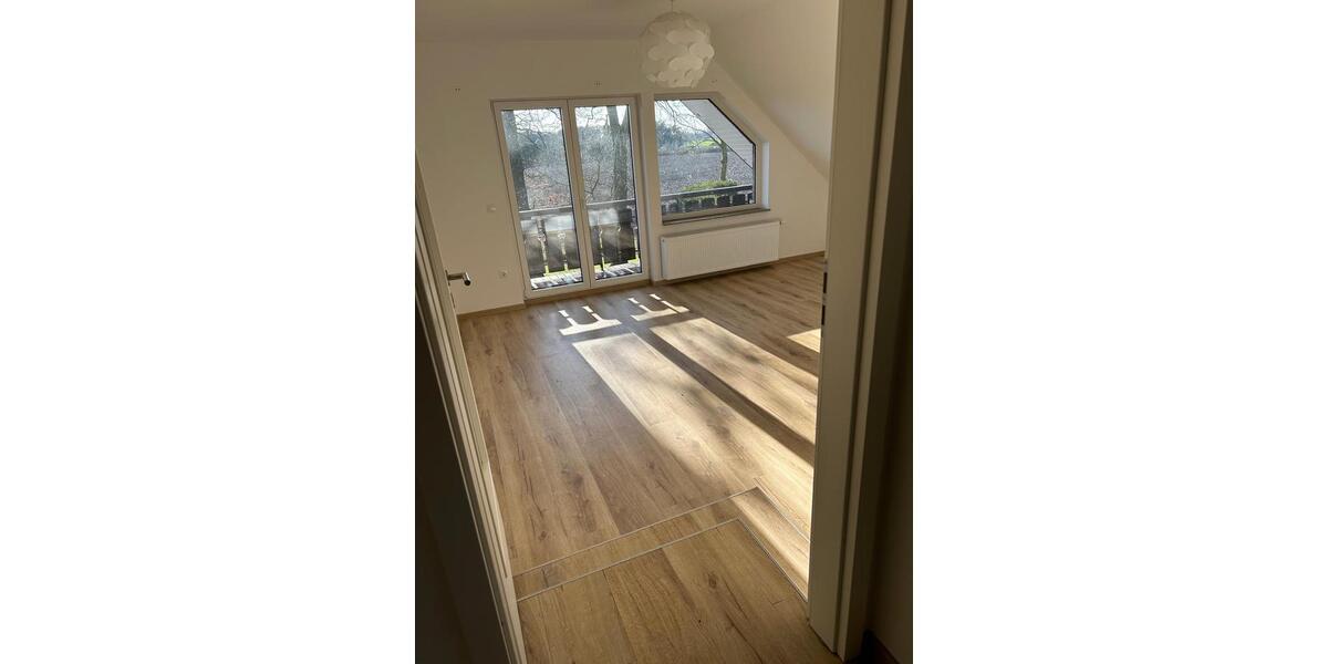 Etagenwohnung Surwold - 3 Zimmer, 95 m&sup2;, 825&euro; | Angebot:26063024