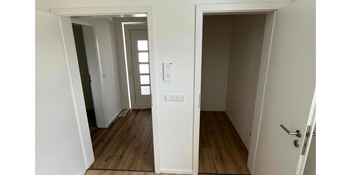Kernsanierte 3 Zimmerwohnung - Vollwärmeschutz und Wärmepumpe 3 zimmer