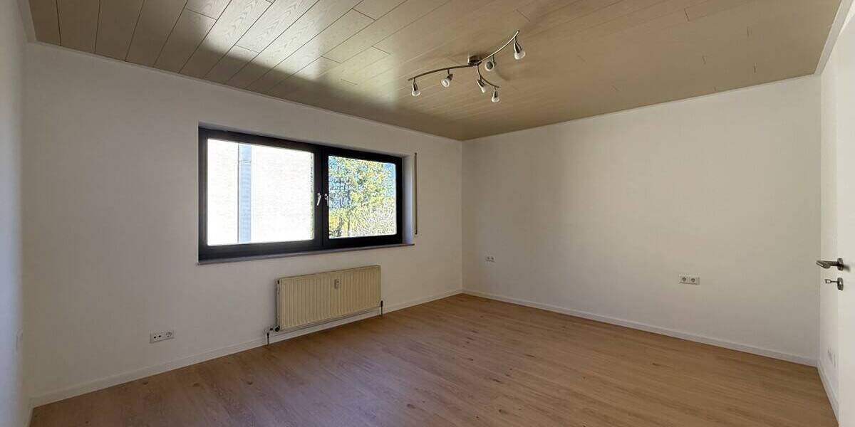Etagenwohnung Crailsheim - 4 Zimmer, 105 m&sup2;, 1.150&euro; | Angebot:26139146