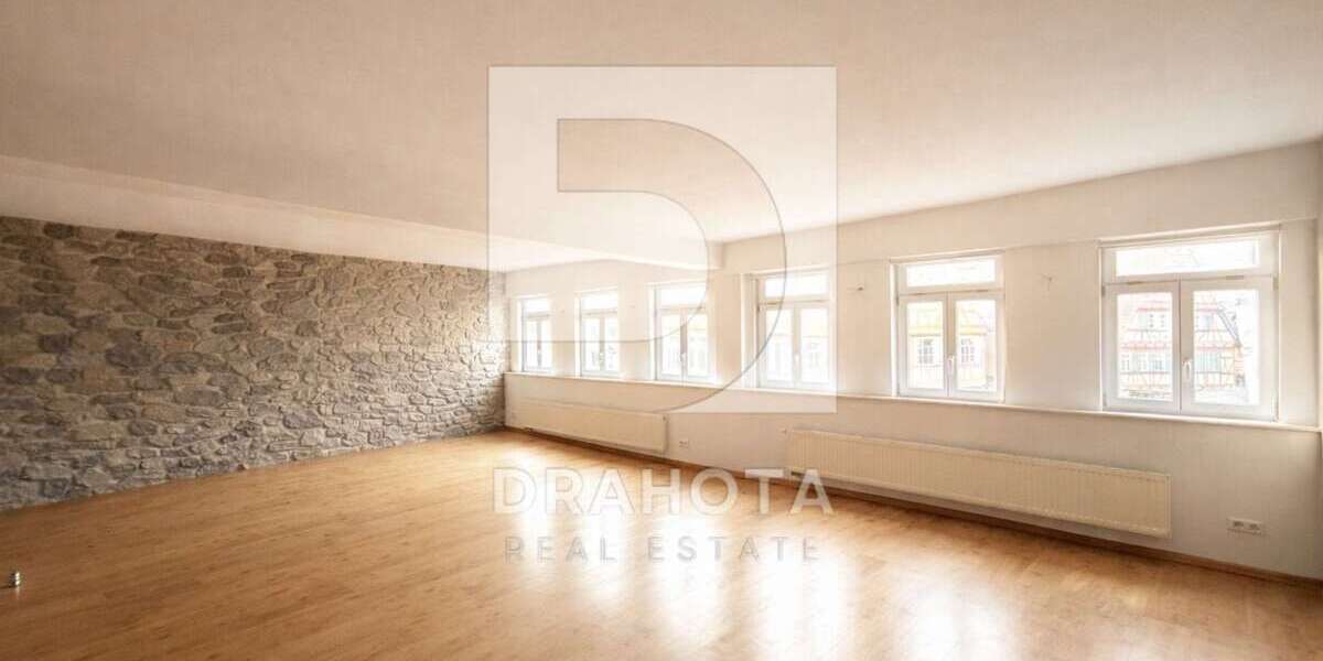 Etagenwohnung Herrenberg - 3 Zimmer, 120 m&sup2;, 1.440&euro; | Angebot:26112633