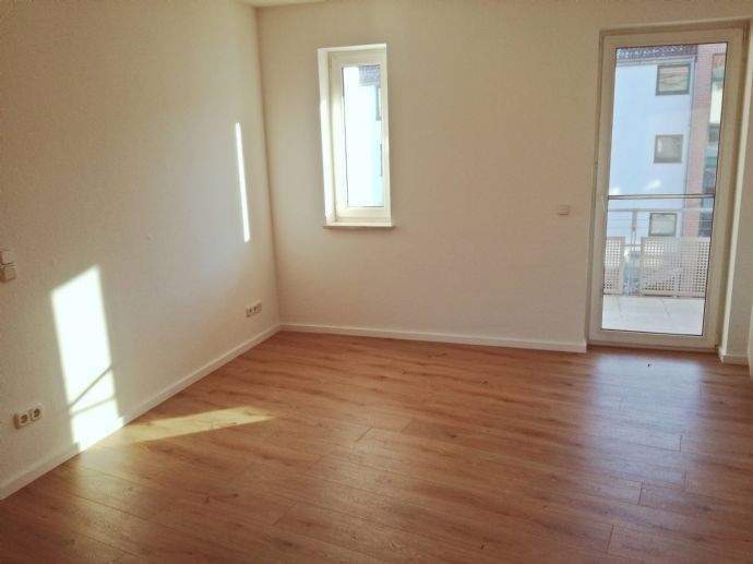 Etagenwohnung Schwerin Krebsförden - 2 Zimmer, 66 m&sup2;, 600&euro; | Angebot:25676969