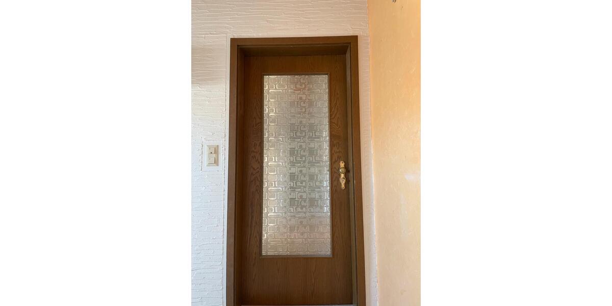 Dachgeschoßwohnung Neustadt bei Coburg - 4 Zimmer, 135 m&sup2;, 895&euro; | Angebot:26705080