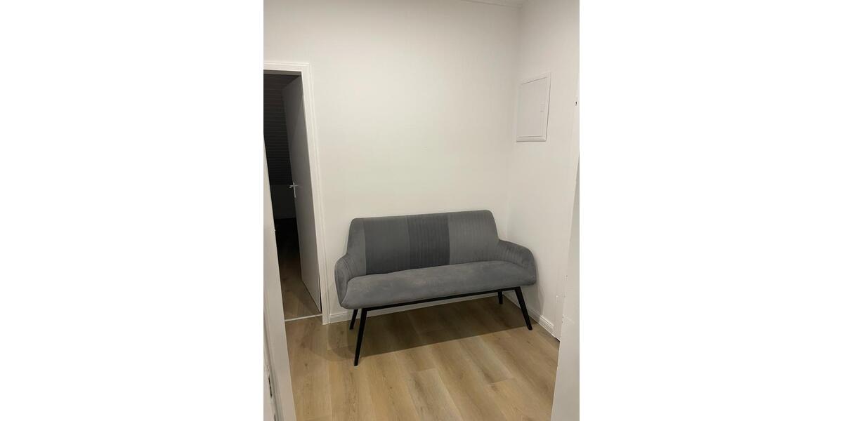 Dachgeschoßwohnung Mannheim Niederfeld - 2 Zimmer, 47 m&sup2;, 950&euro; | Angebot:25612144