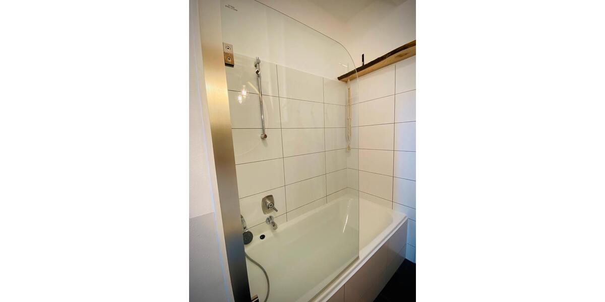 Wohnen auf Zeit Stuttgart Luginsland - 17 Zimmer, 79 m&sup2;, 550&euro; | Angebot:26276647