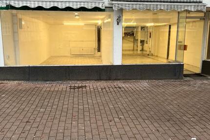 Gewerbefläche 110 m2 2 PKW Stellplätze zimmer