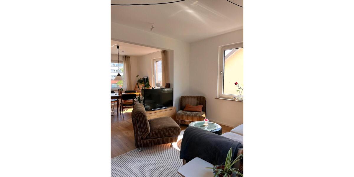 Etagenwohnung Oberursel (Taunus) - 3.5 Zimmer, 73 m&sup2;, 1.235&euro; | Angebot:26698324