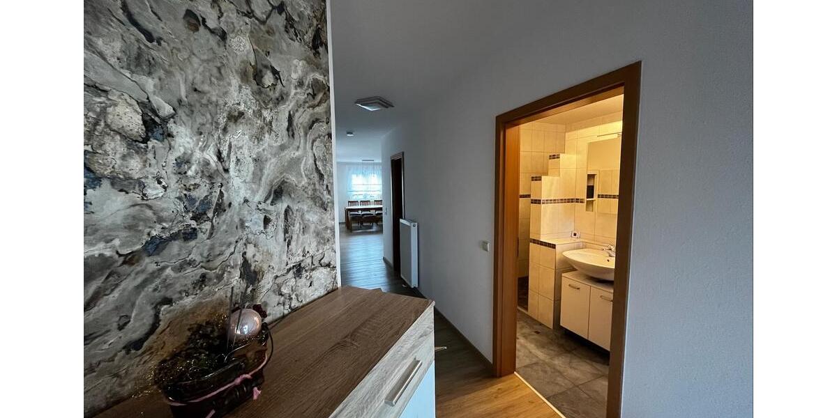 Wohnen auf Zeit Urmitz - 4 Zimmer, 103 m&sup2;, 700&euro; | Angebot:24718740