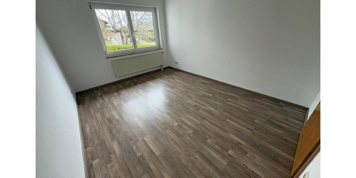 Etagenwohnung Grafenau Frauenberg - 3 Zimmer, 76 m&sup2;, 620&euro; | Angebot:26255311