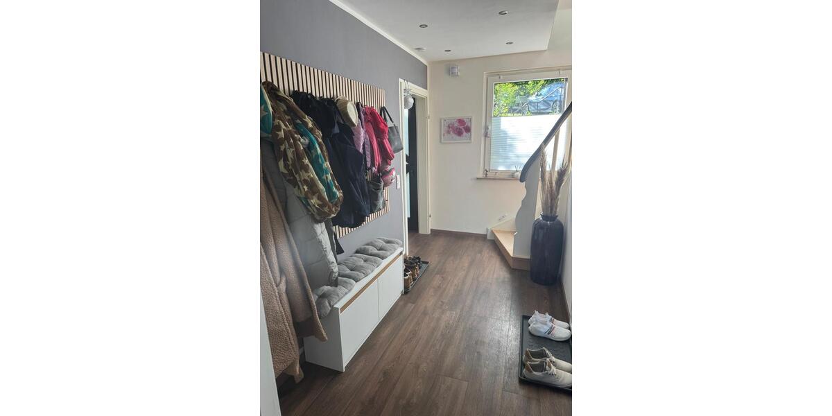 Einfamilienhaus Bad Oeynhausen Dehme - 5 Zimmer, 137 m&sup2;, 1.500&euro; | Angebot:26635011