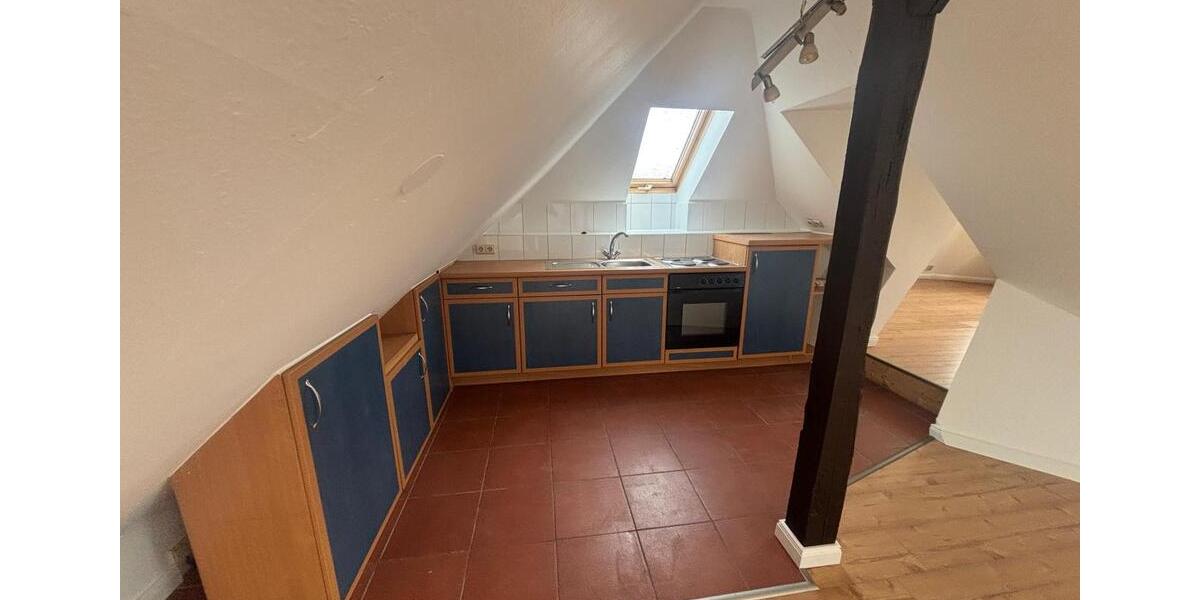 Dachgeschoßwohnung Salzwedel - 2 Zimmer, 45 m&sup2;, 270&euro; | Angebot:25022883