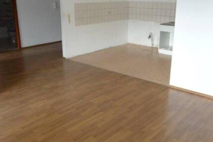 Wohnung Bodenwerder - 3 Zimmer, 77 m&sup2;, 470&euro; | Angebot:26187862