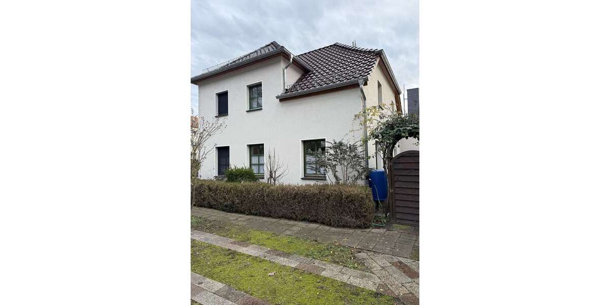 Etagenwohnung Kalbe (Milde) Kalbe - 4 Zimmer, 135 m&sup2;, 770&euro; | Angebot:23807229