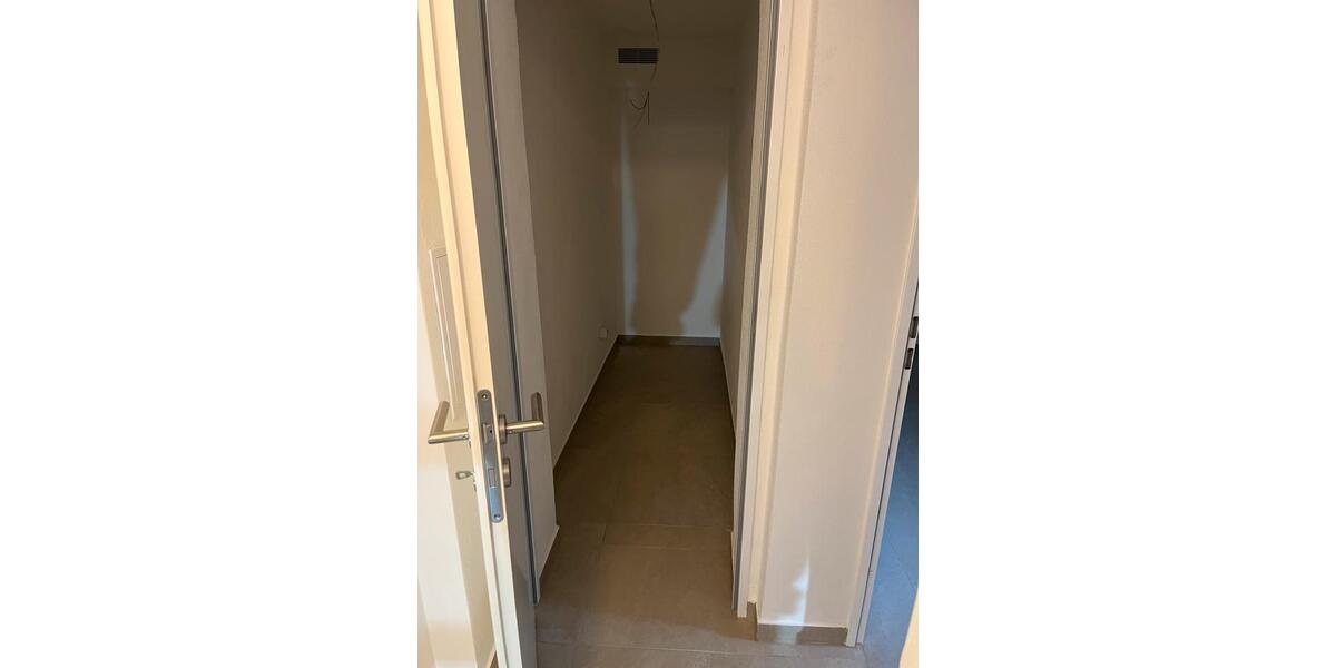 Erdgeschoßwohnung Aßlar - 2 Zimmer, 69 m&sup2;, 725&euro; | Angebot:26696972