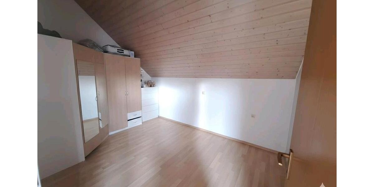 Dachgeschoßwohnung Bodelshausen - 2 Zimmer, 46 m&sup2;, 580&euro; | Angebot:24782100