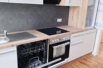Frisch saniert! Hell, sehr zentral und mit Einbauküche: freundliche 3-Zimmer-Wohnung in Flensburg