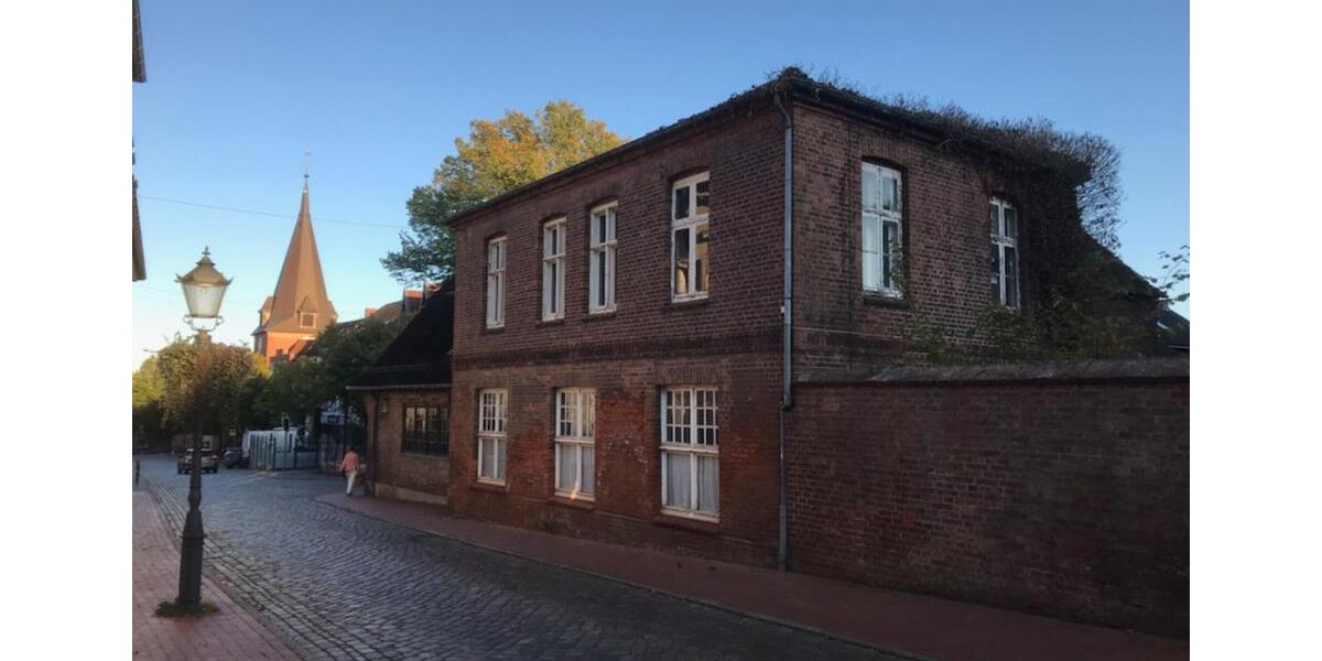 schmuckes Cafe, Gastronomie mit Außenflächen am Markt_ Lütjenburg zimmer