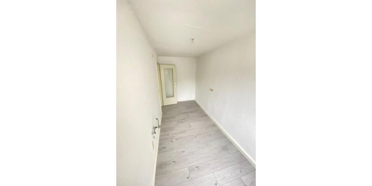 Etagenwohnung Genthin - 3 Zimmer, 63 m&sup2;, 462&euro; | Angebot:24803336