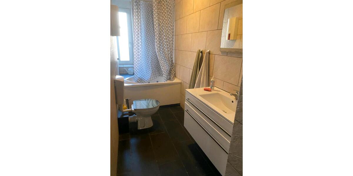 Wohnen auf Zeit Gelsenkirchen Buer - 1 Zimmer, 90 m&sup2;, 390&euro; | Angebot:25937094