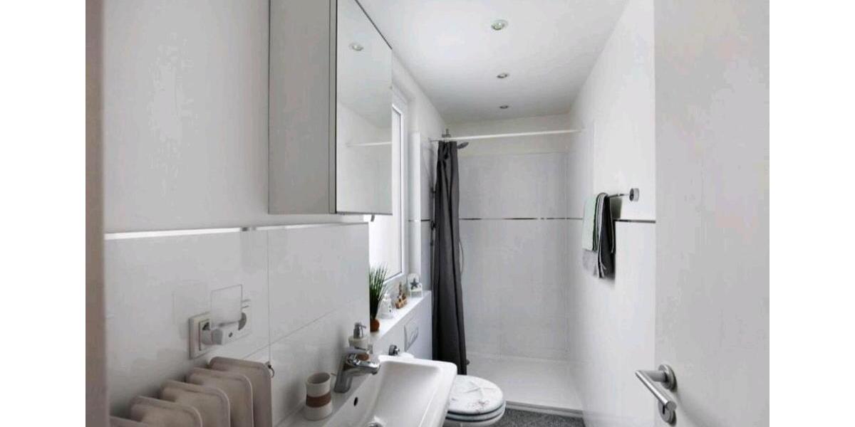 Etagenwohnung Wiesbaden Nordost - 1 Zimmer, 36 m&sup2;, 135&euro; | Angebot:24514786