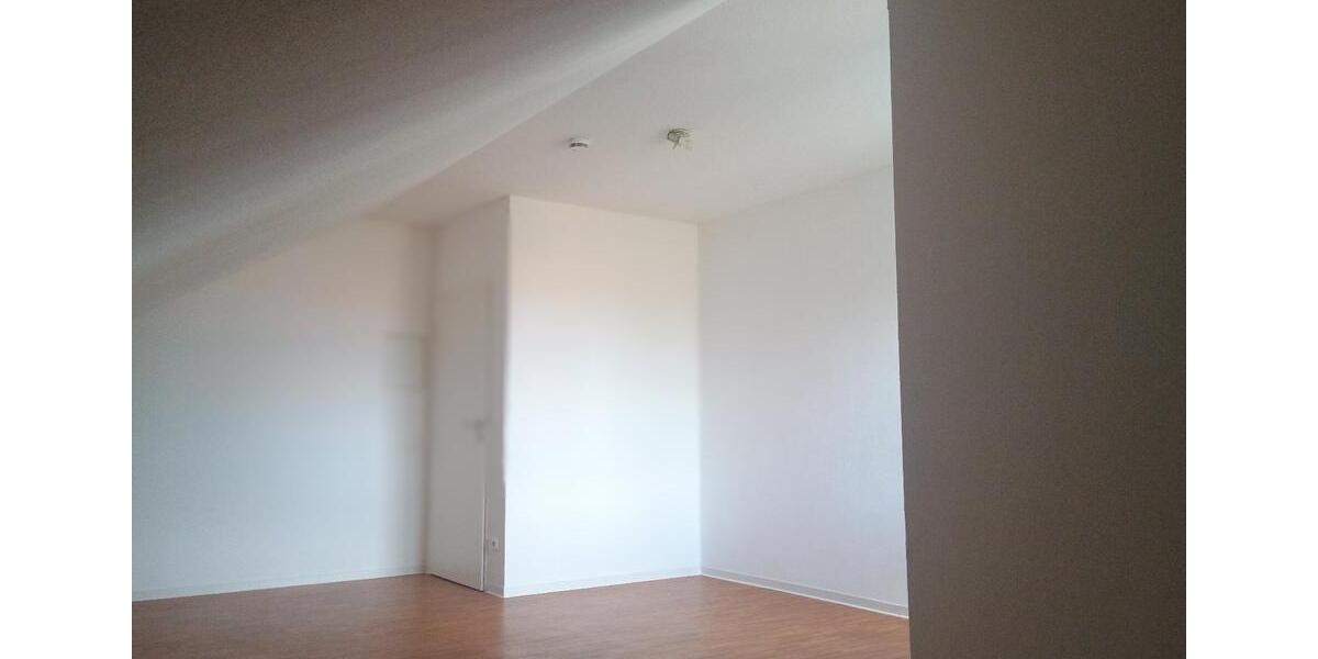 Dachgeschoßwohnung Salzkotten - 1 Zimmer, 64 m&sup2;, 627&euro; | Angebot:24732159