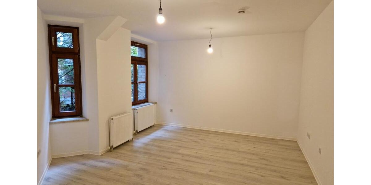 Erdgeschoßwohnung Nürnberg Gibitzenhof - 4 Zimmer, 160 m&sup2;, 1.760&euro; | Angebot:26481345