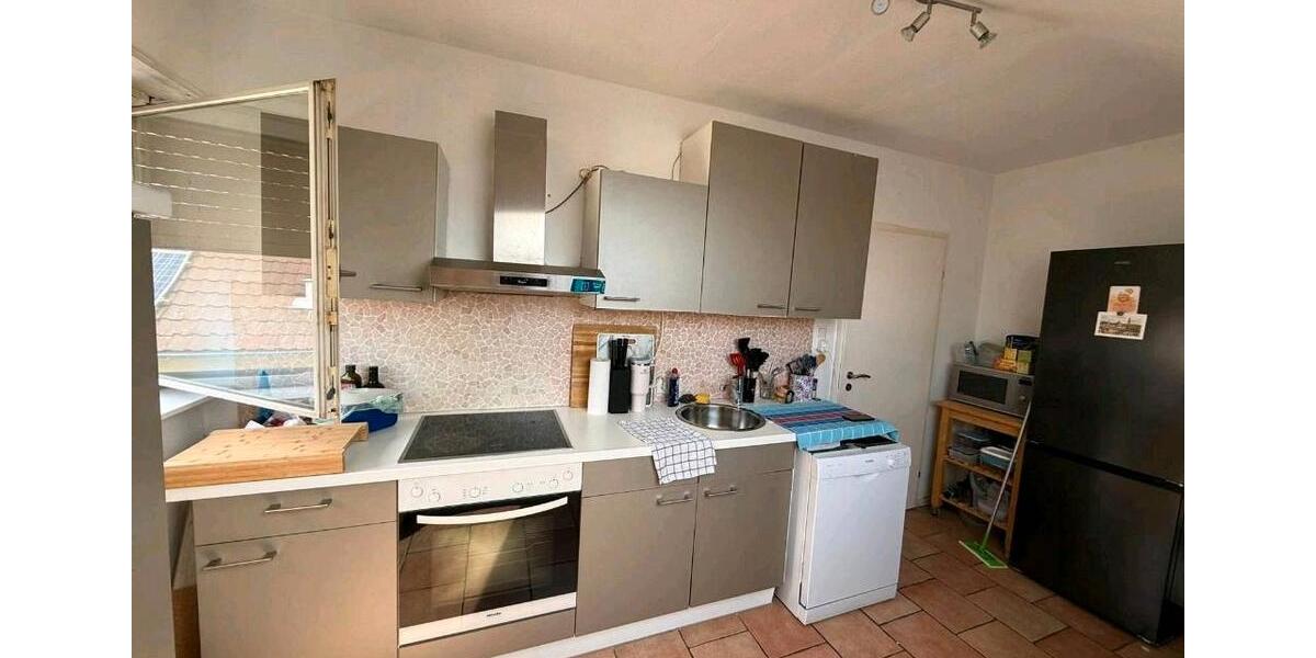 Dachgeschoßwohnung Walldorf - 3 Zimmer, 56 m&sup2;, 800&euro; | Angebot:26604019