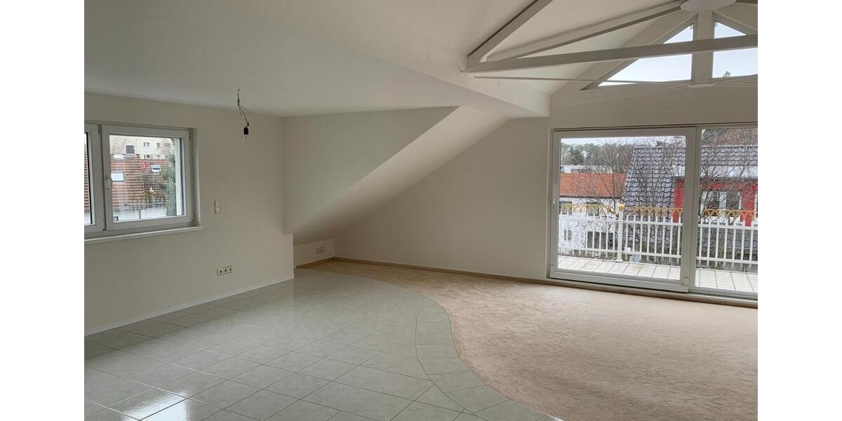 Dachgeschoßwohnung Seeheim-Jugenheim Jugenheim - 3 Zimmer, 119 m&sup2;, 1.280&euro; | Angebot:24964280