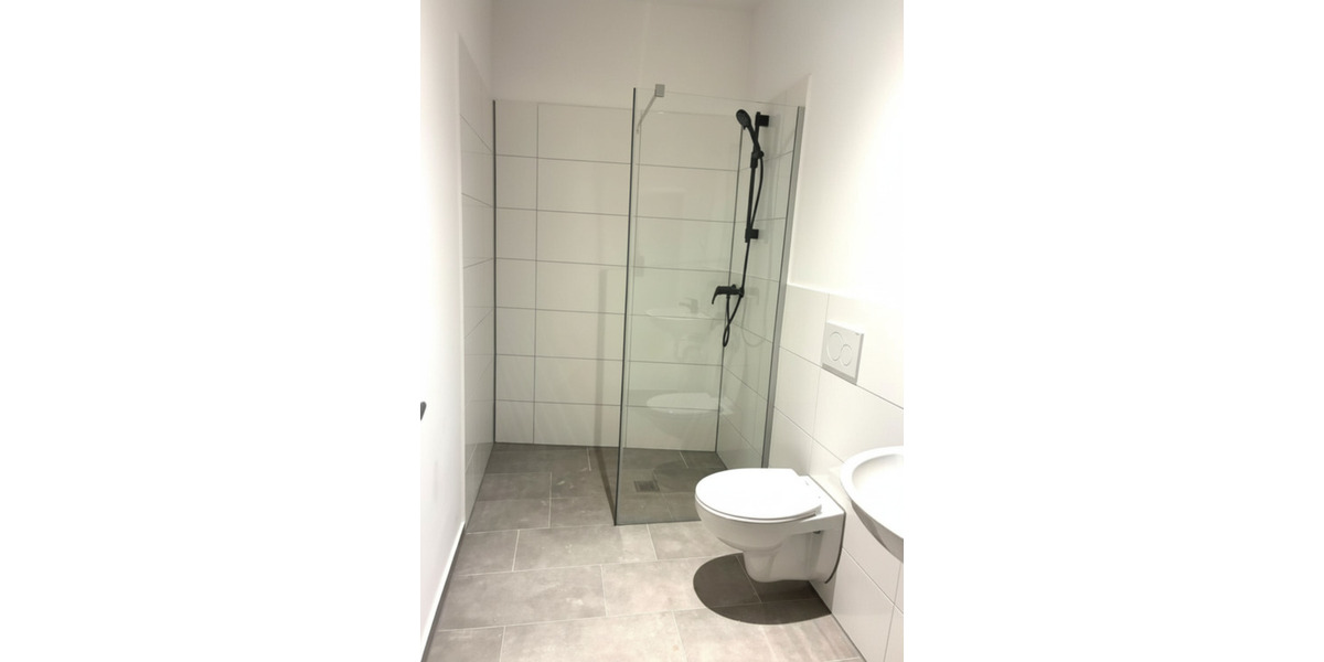 Etagenwohnung Wiesbaden Mainz-Amöneburg - 3 Zimmer, 80 m&sup2;, 1.280&euro; | Angebot:24683188