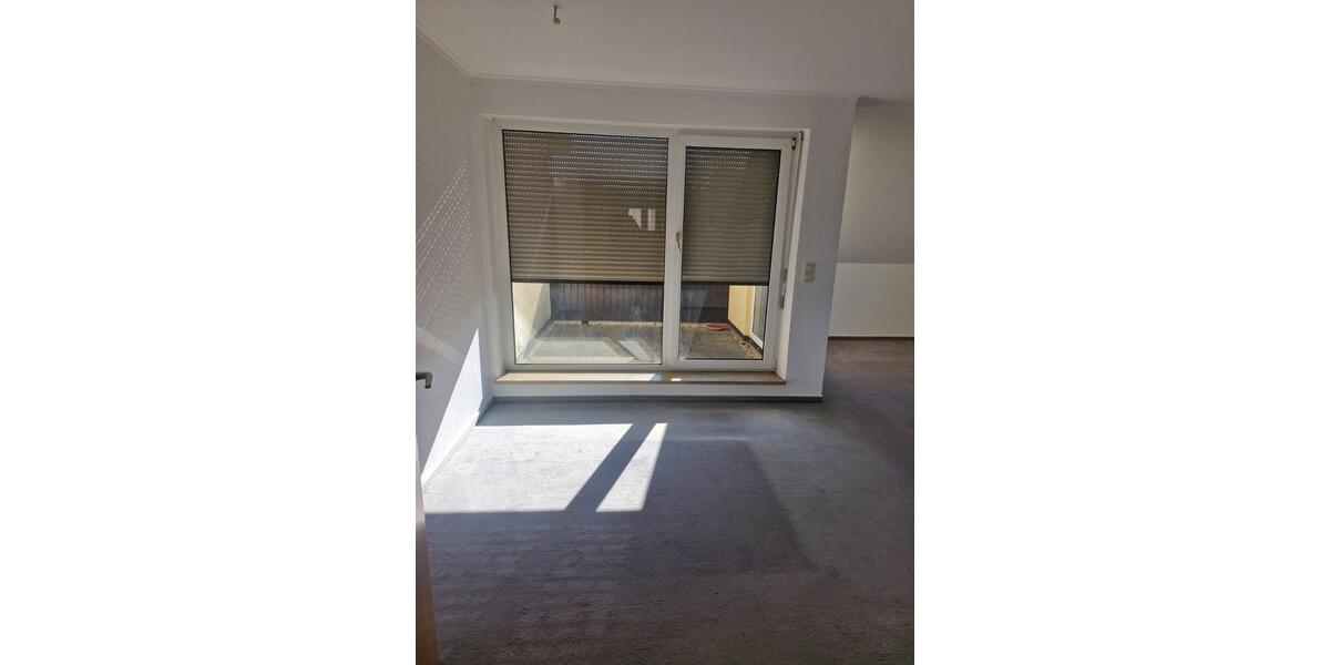 Dachgeschoßwohnung Triptis - 2 Zimmer, 58 m&sup2;, 405&euro; | Angebot:25377999