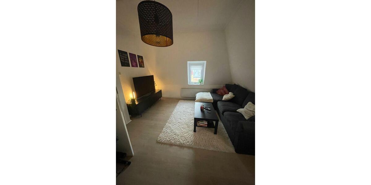 Dachgeschoßwohnung Roßleben-Wiehe Wiehe - 5 Zimmer, 93 m&sup2;, 650&euro; | Angebot:26523177